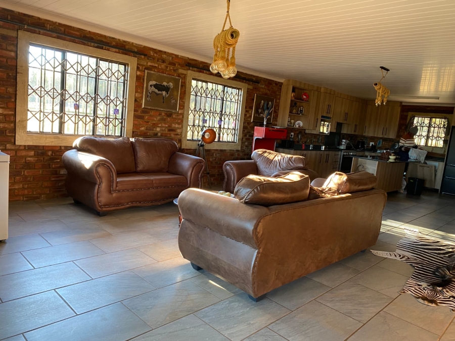 5 Bedroom Property for Sale in Koster North West